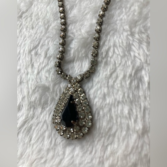 Vintage Prong Set Black & Clear Rhinestones Necklace - Picture 7 of 9